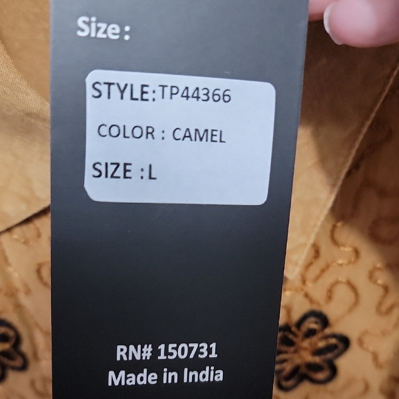 #116 NWT Young Threads Camel Earthy Boho Patchwork Tiered Top Woman Size L - Picture 3 of 16